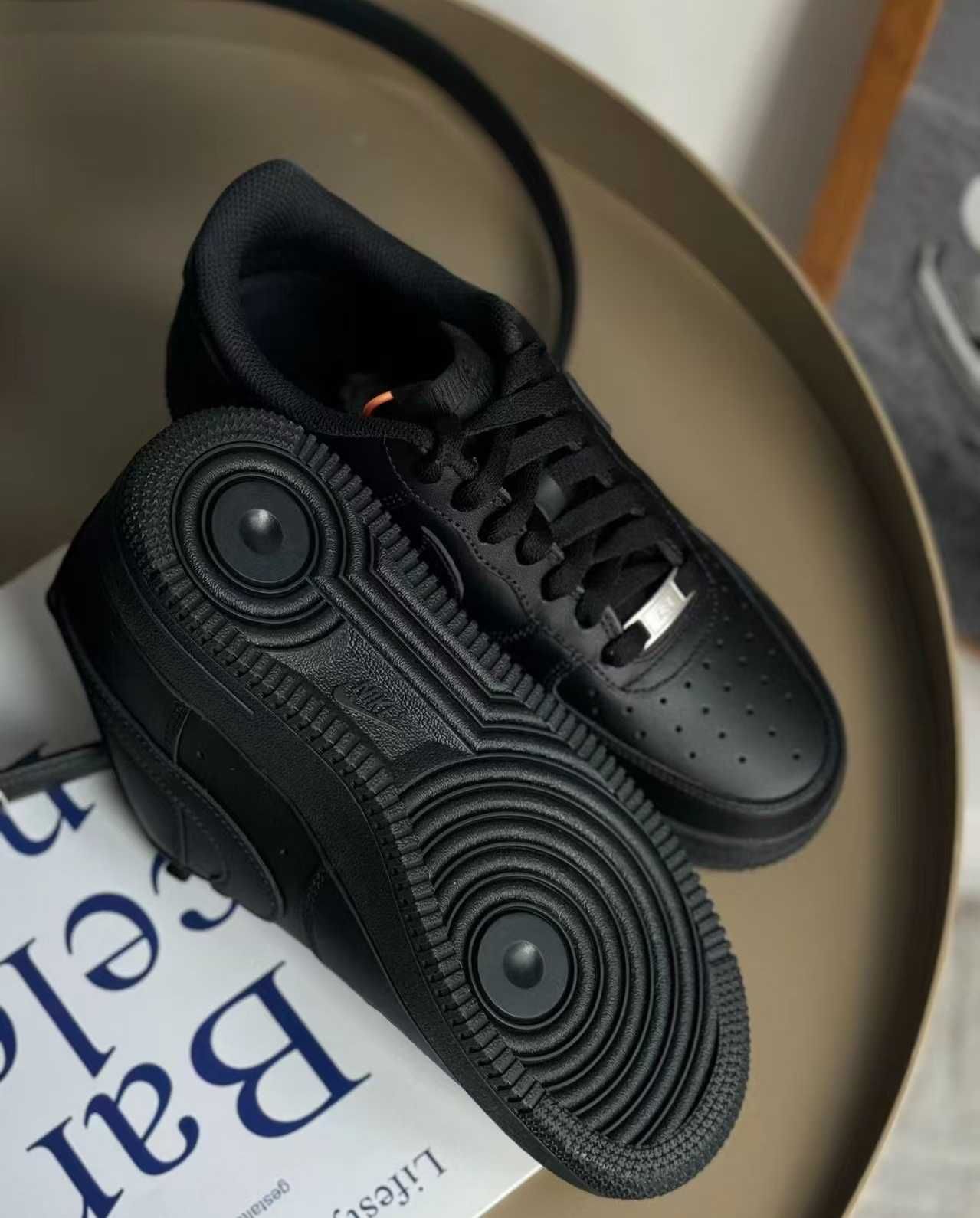ButyDamskie Nike_Air_Force_1_Low_'07_czarny_Uniseks R.41