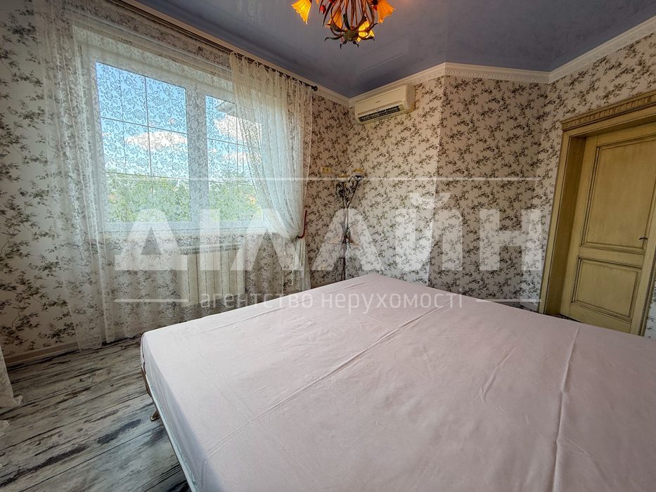 Vip будинок 4 спальні , 2 с/у на Правому березі