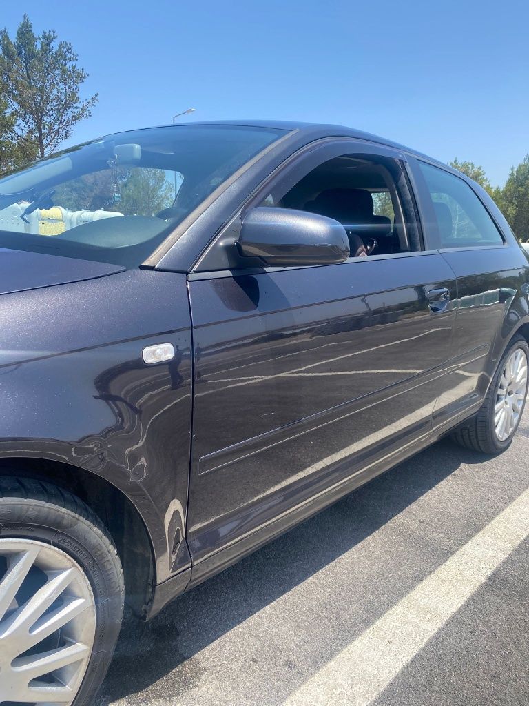 Audi A3 8p 1.6 102cv 2003