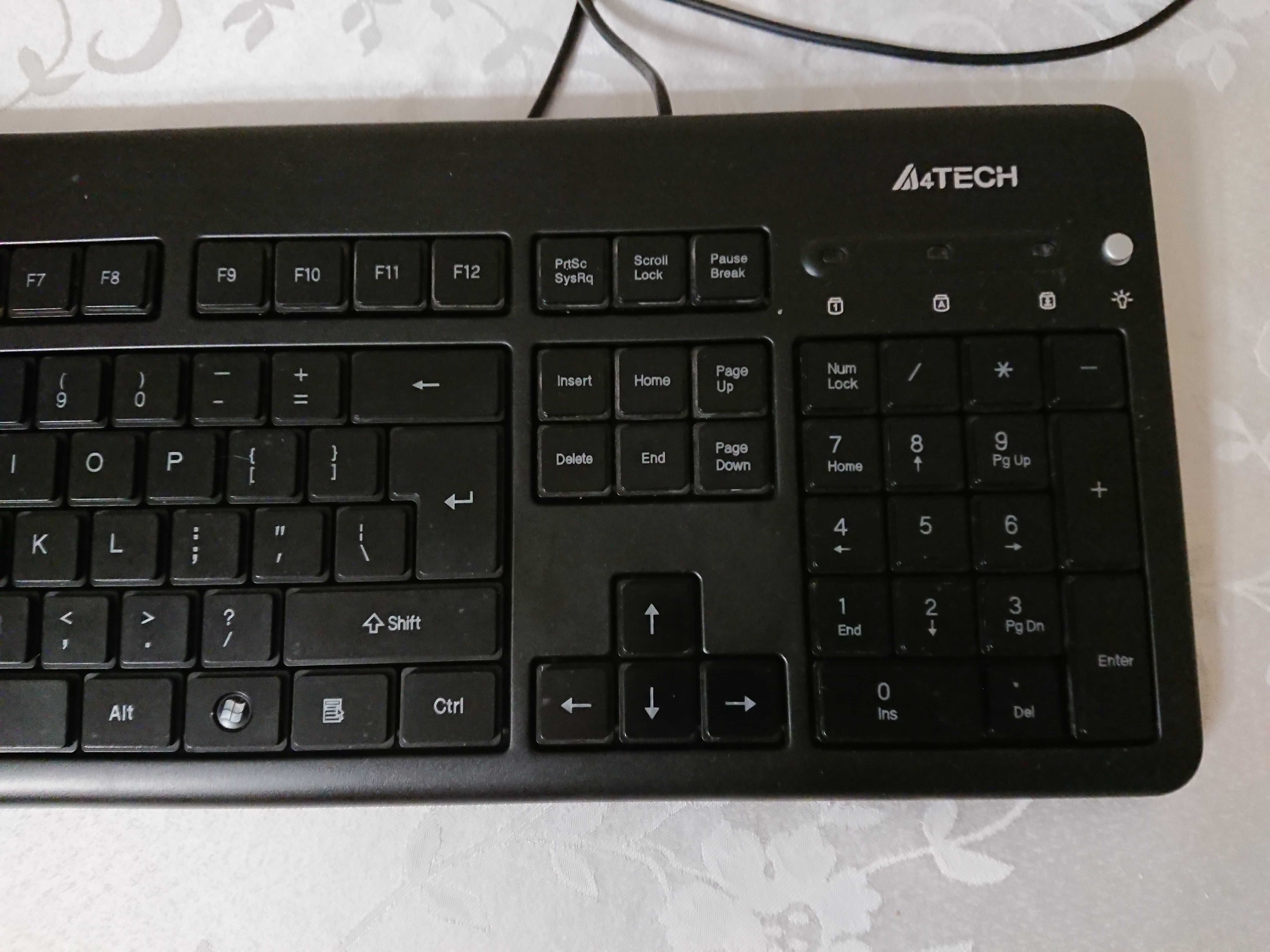 Klawiatura przewodowa podświetlana 4tech