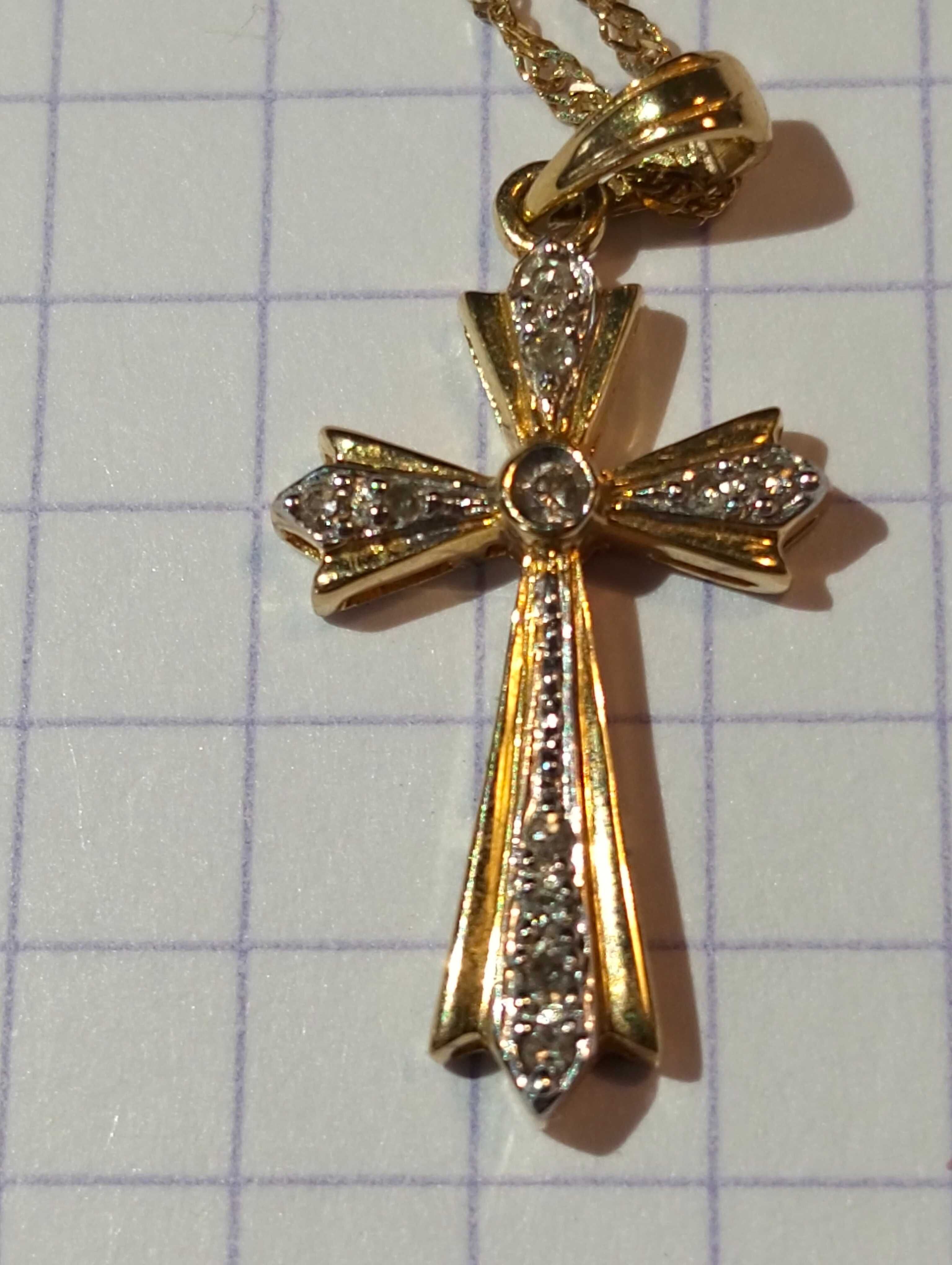 18 ct. Złoty krzyżyk z brylantami plus łańcuszek