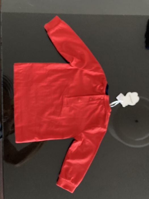 NOVO Camisolas Manga Comprida Amarela e Vermelha 12 e 9 meses