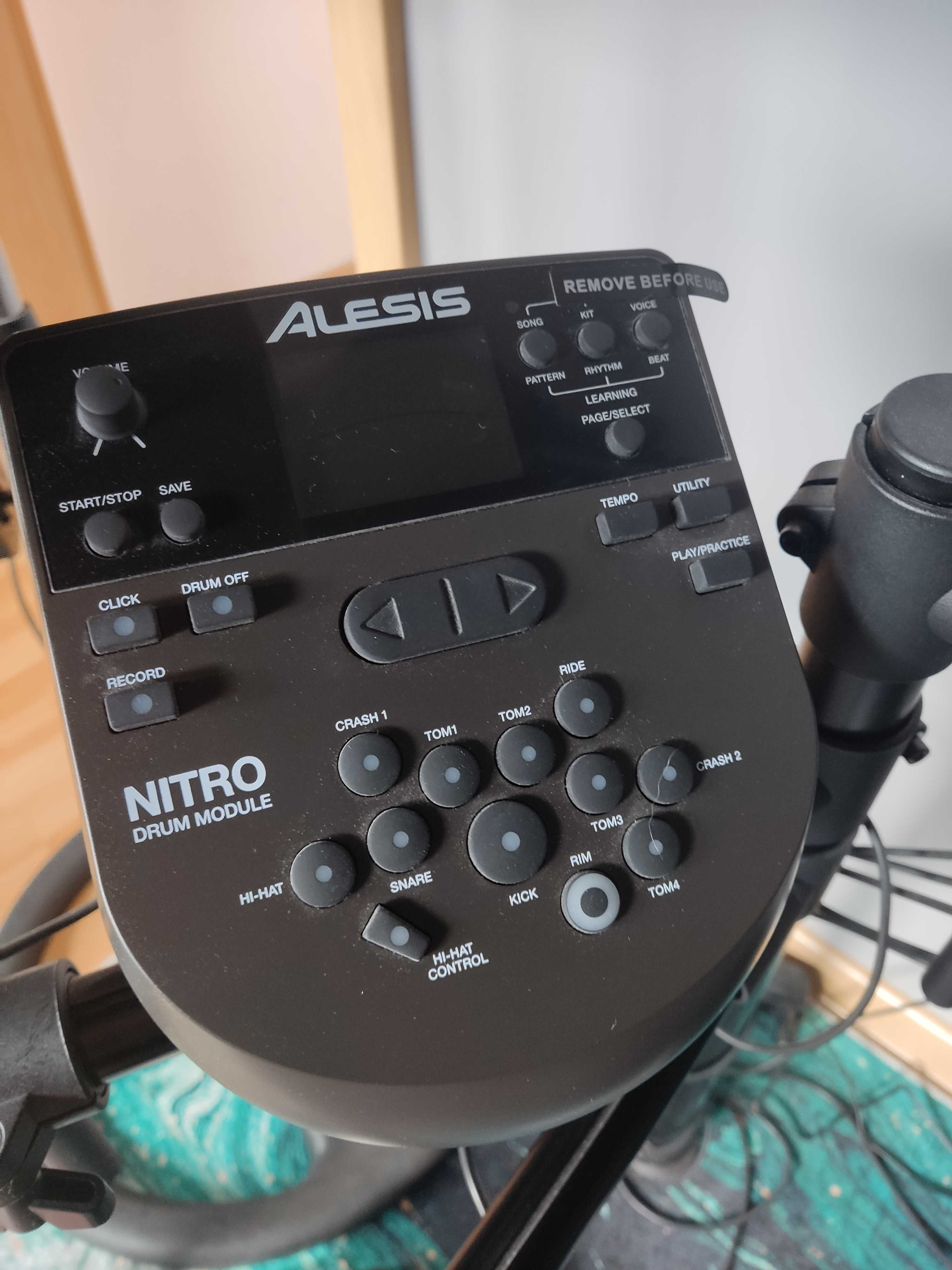 ALESIS Nitro Mesh Kit - elektroniczny zestaw perkusyjny