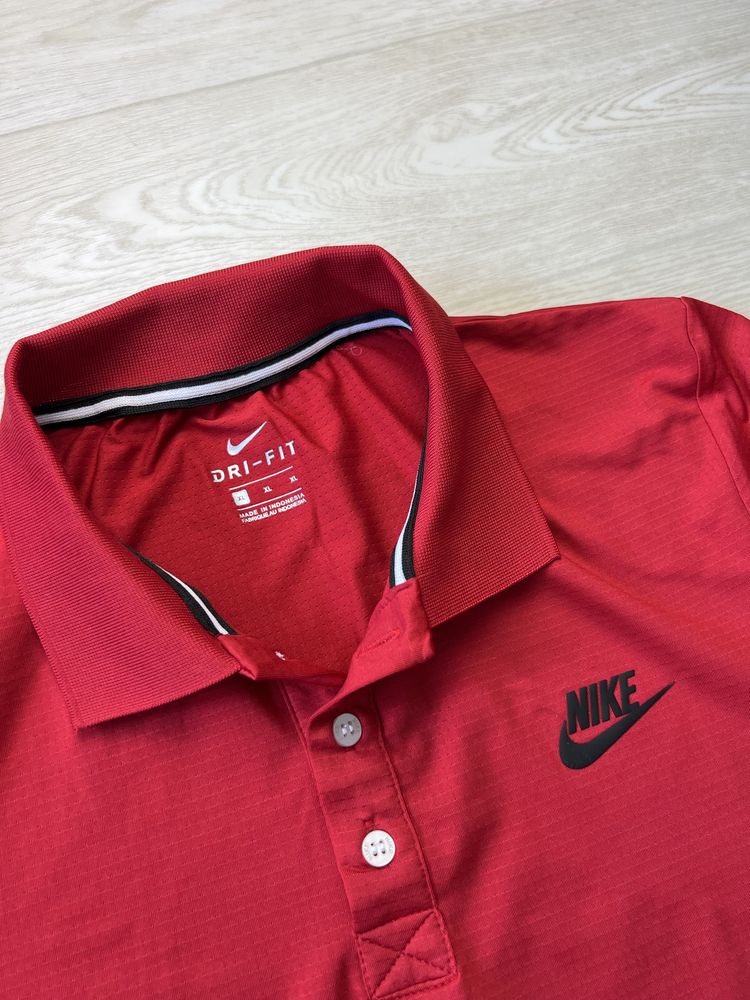 Nike поло футболка розмір М