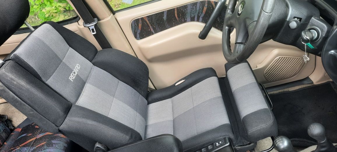 Nissan Terrano II cabrio 4x4 3 drzwi,krótki