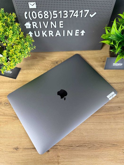 MacBook Pro 13" 2020 M1 16\512 Gb