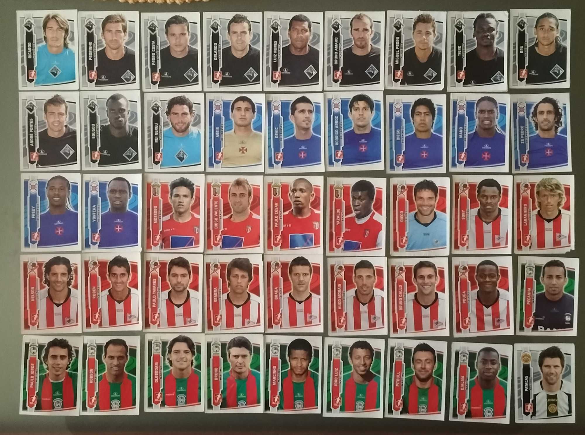 Lotes de Cromos "Futebol 2009/10" (listas nas últimas fotos)