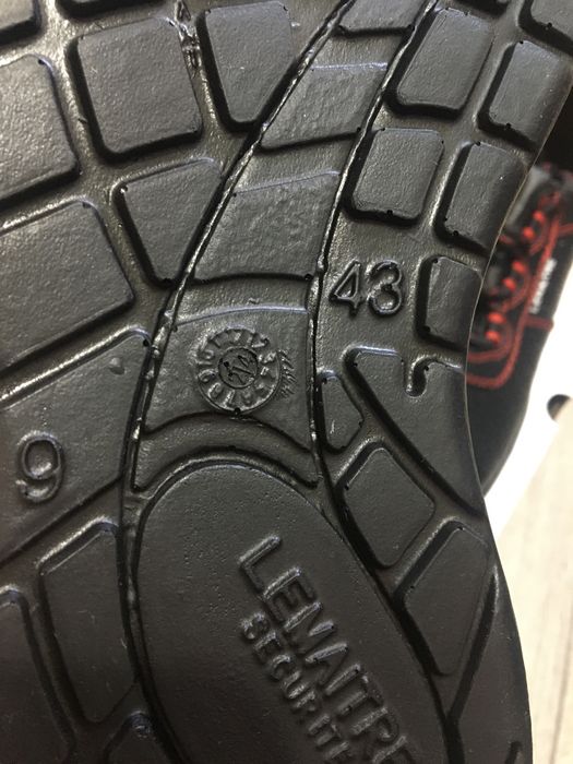 Робоче взуття р-р 43