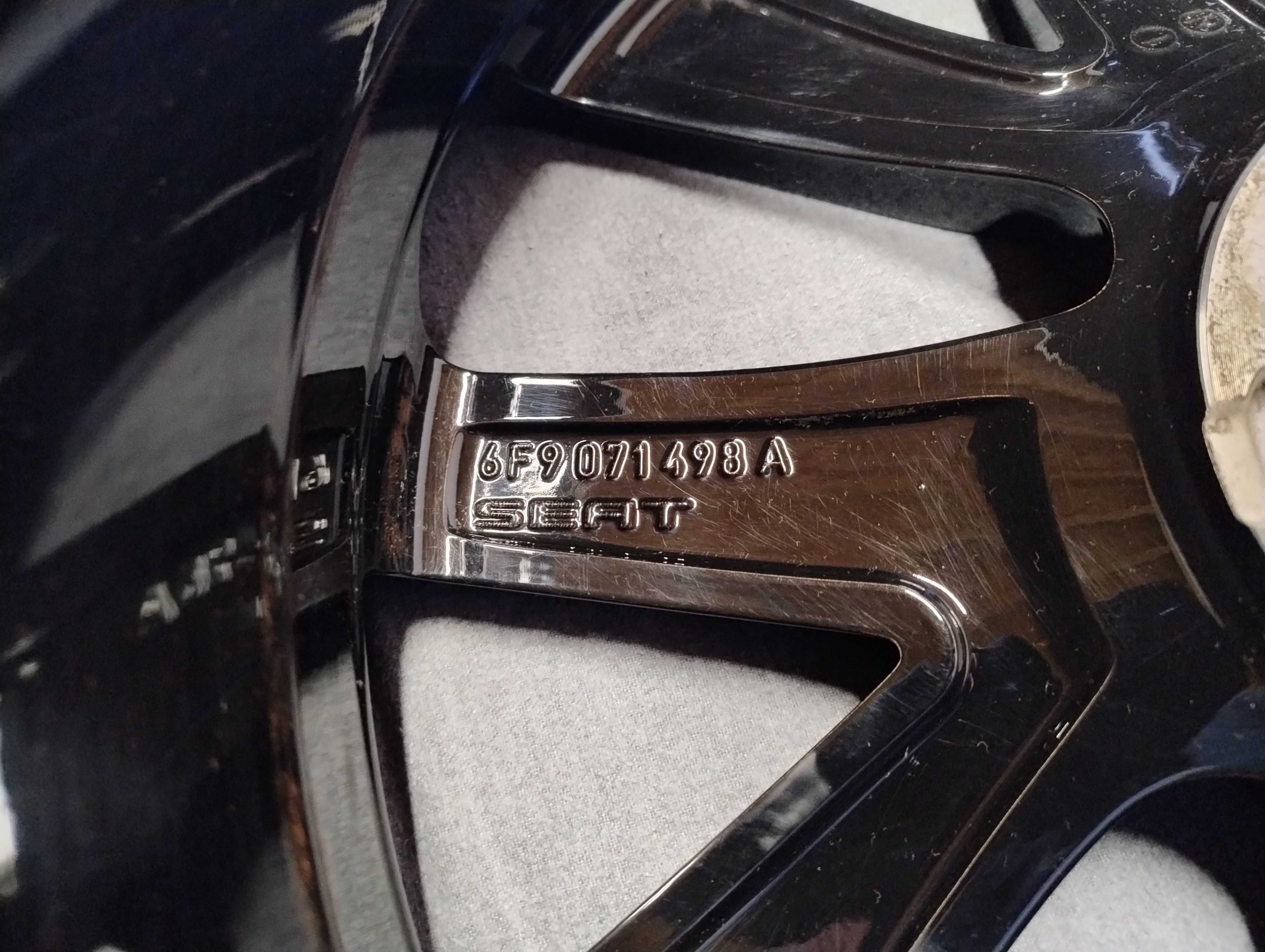 Seat 5x100 ET47 7J ø57,1 18" Oryginał Sztuka