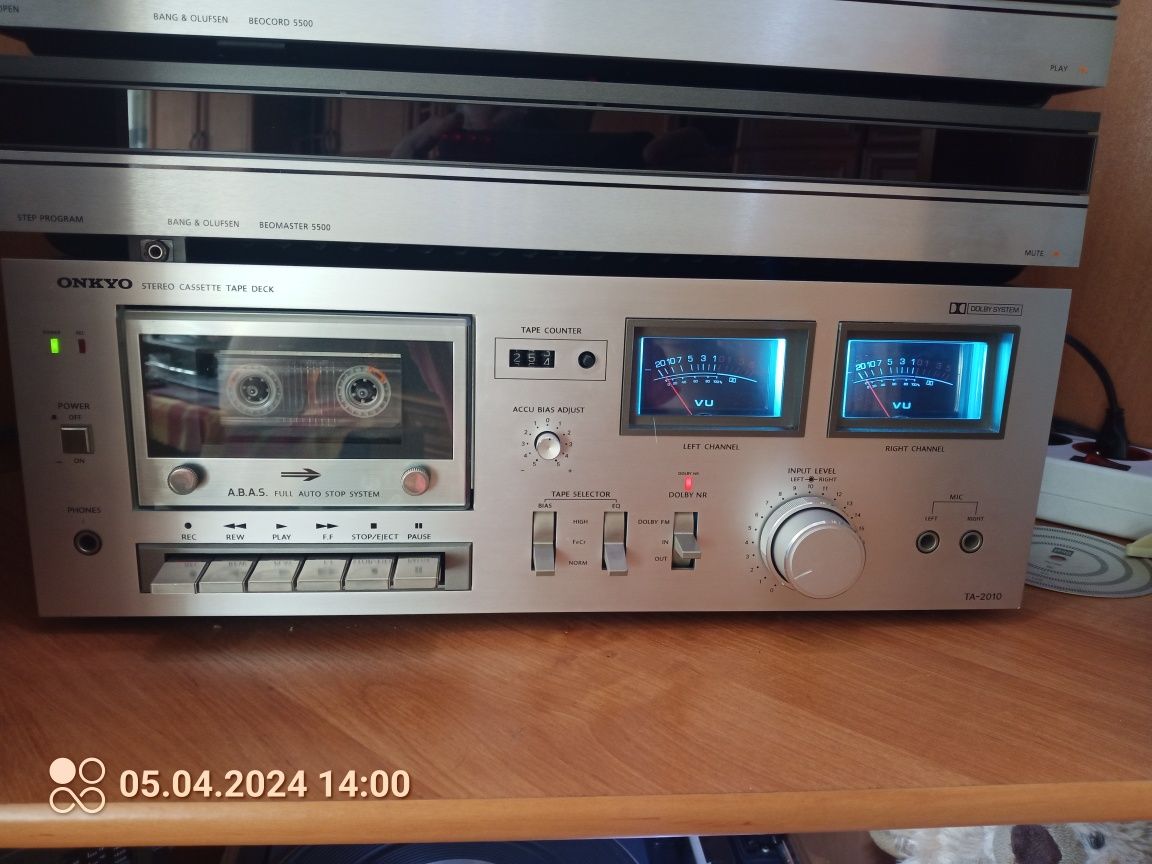 Magnetofon ONKYO TA-2010 ta - 2010