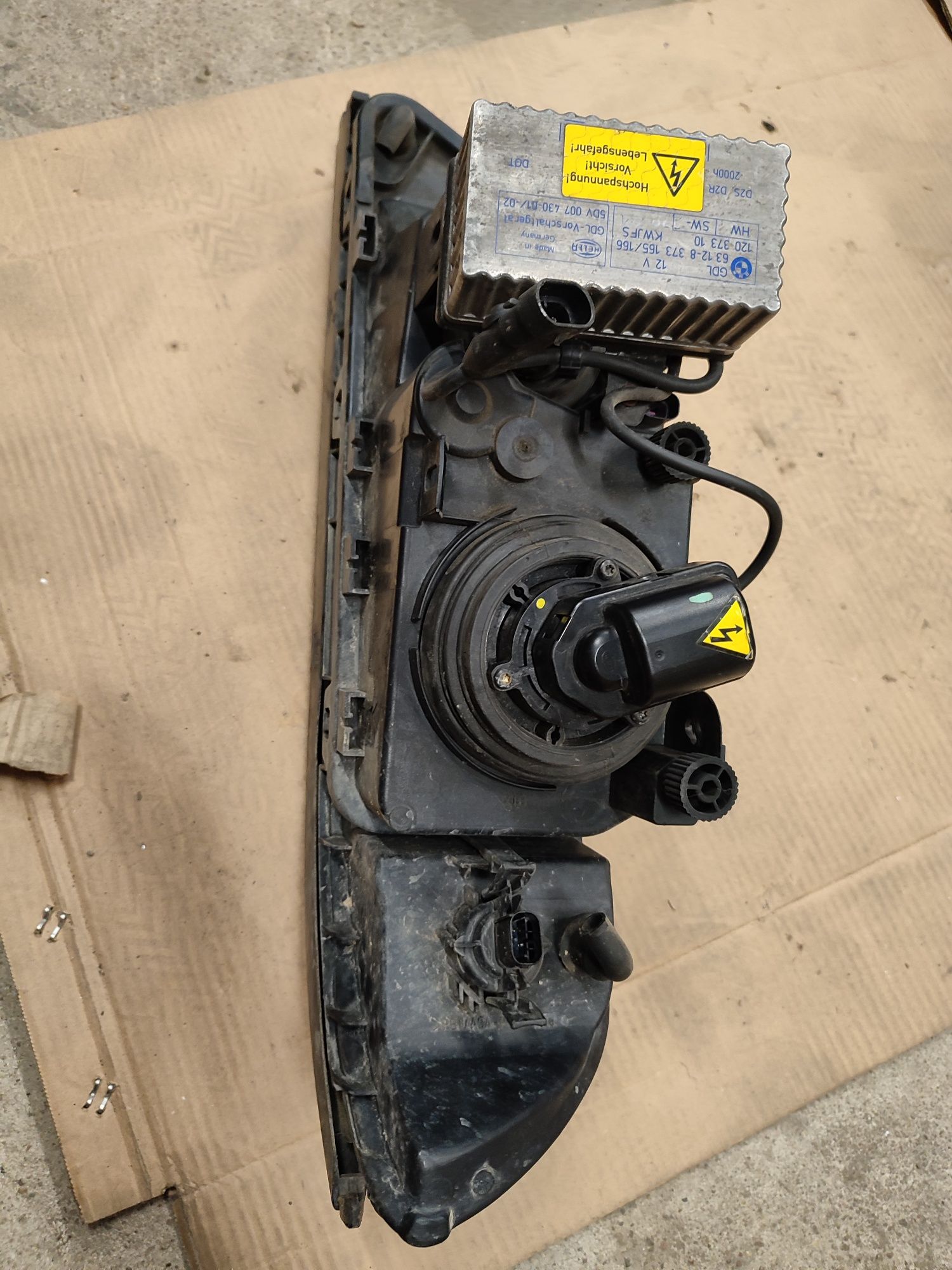 Lampa prawa prawy przód BMW E39