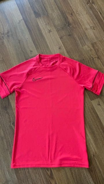 Koszulka sportowa NIKE DRI-FIT S