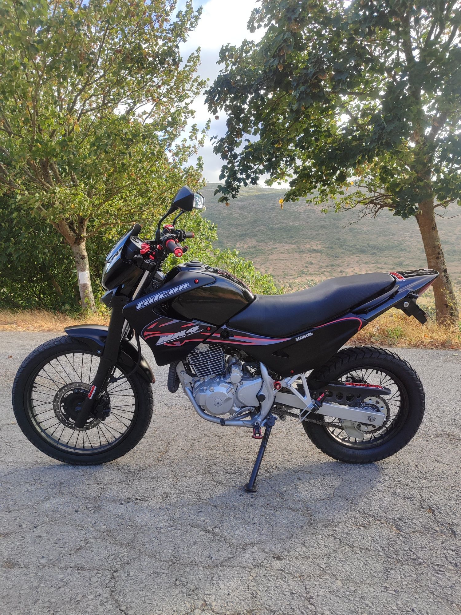 Honda NX400 Falcon