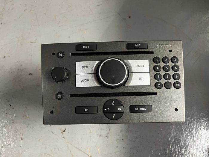 586D Radio CD70 Opel Vectra C Signum Lift