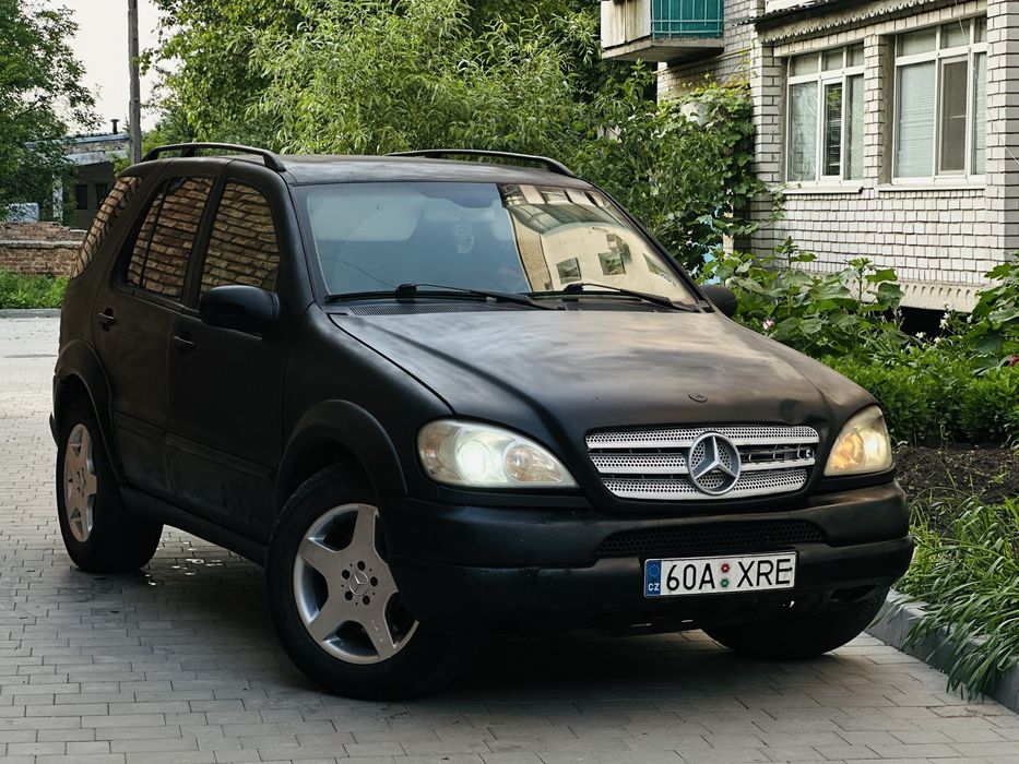 Продам Mercedes-ML в хорошем состоянии на боевом ходу Срочно !