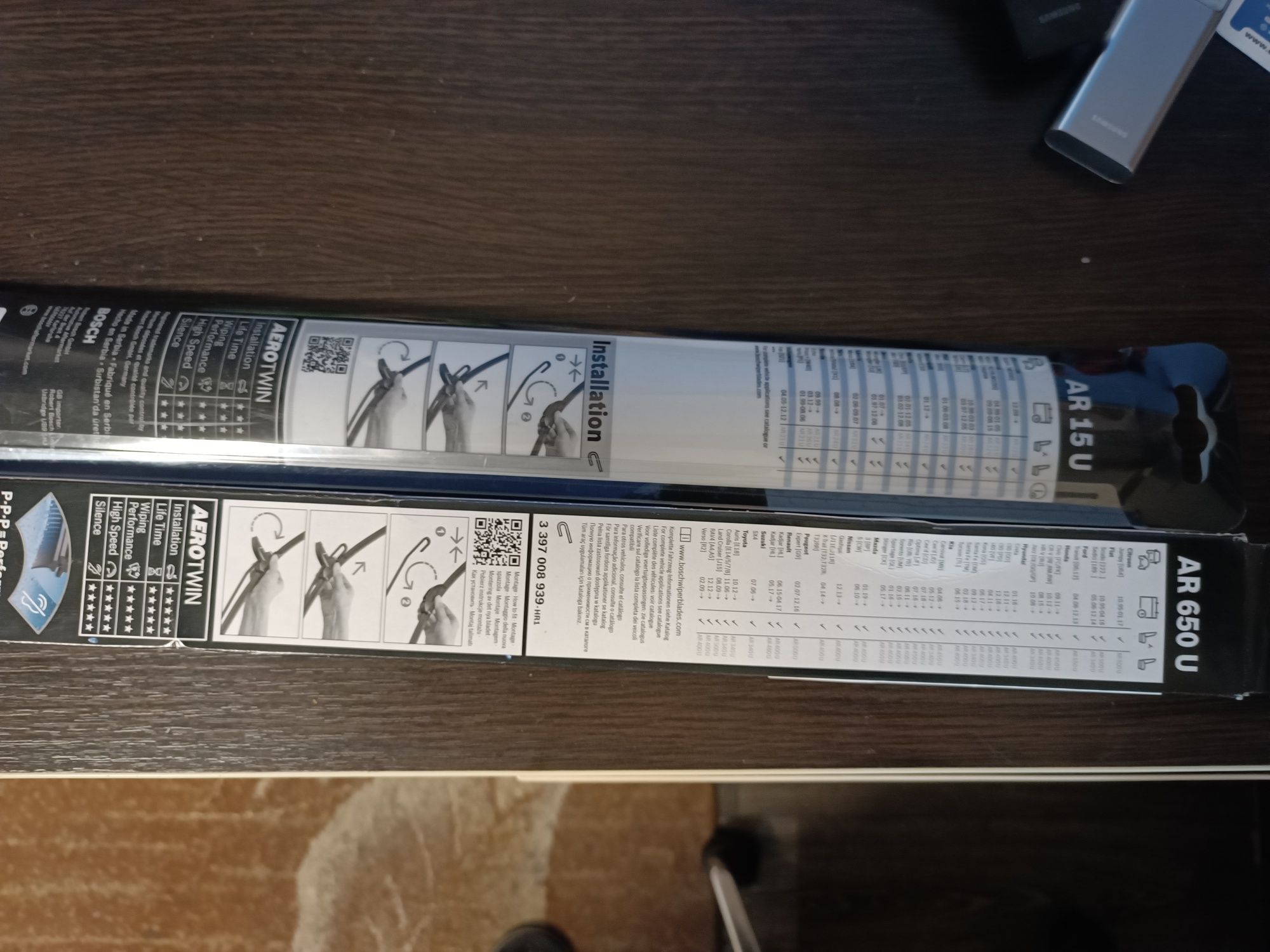 Двірники безкаркасні під крюк Bosch  650/380
