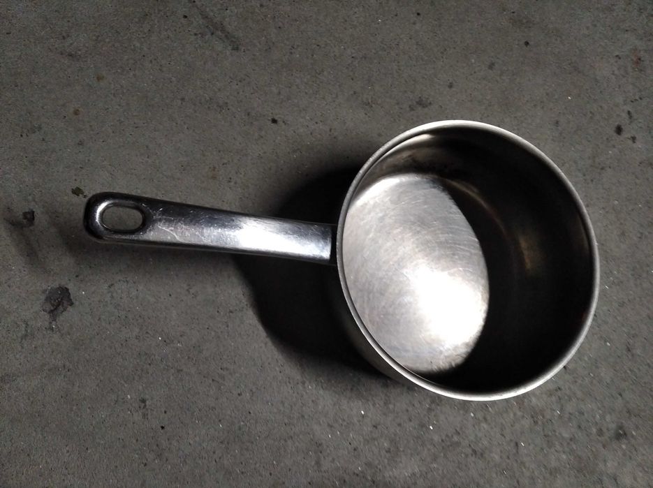 Panelas pequenas de alumínio