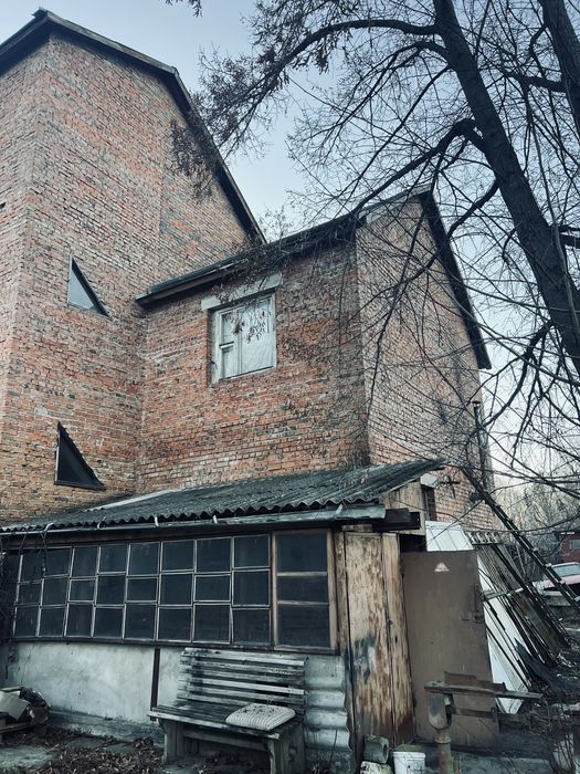 Приміщення підвальне 90 м.кв.