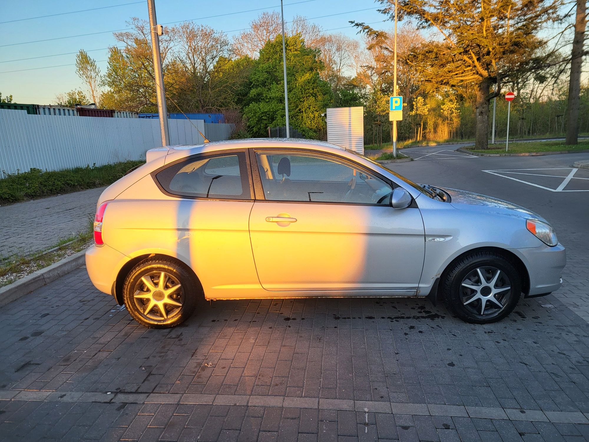 Hyundai Accent 1.4 Benzyna | Zadbany | Bezwypadkowy |