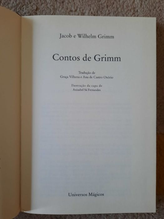 "Contos de Grimm" de Jacob e Wilhelm Grimm