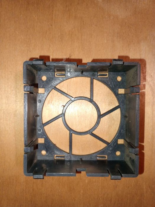 Держатель кулера 90 х 90 мм.