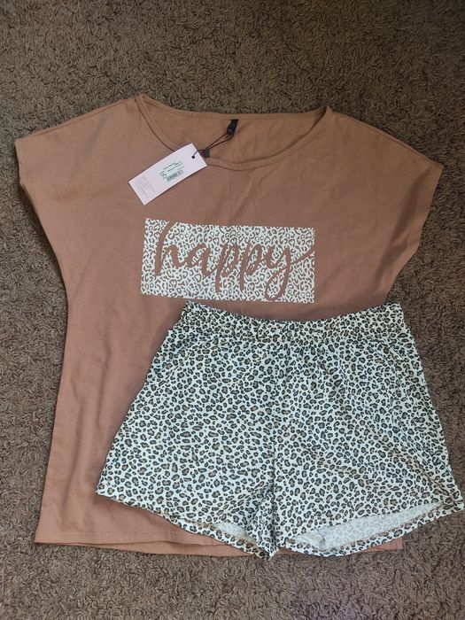 Жіноча піжама з шортами