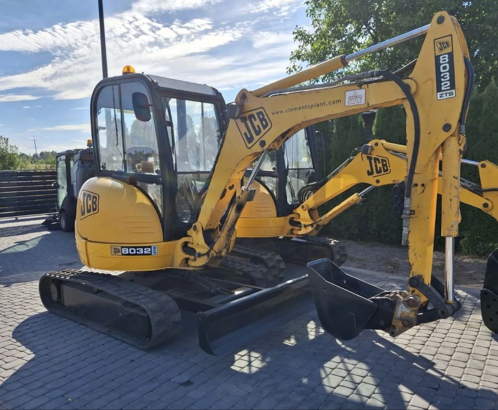 Екскаватор JCB 8032 2005р.в.