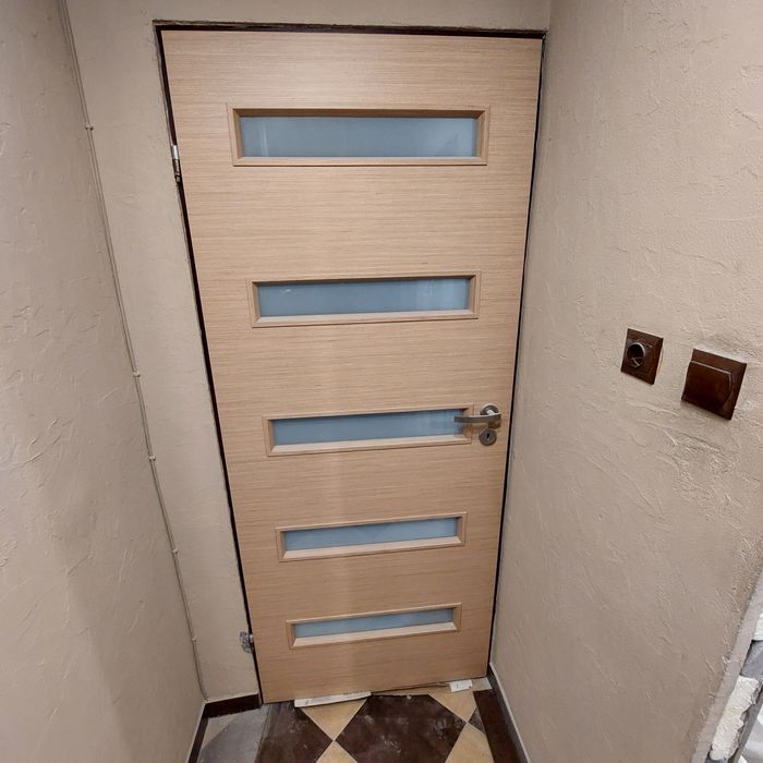 Drzwi wewnętrzne pokojowe 2szt.  lewe i prawe