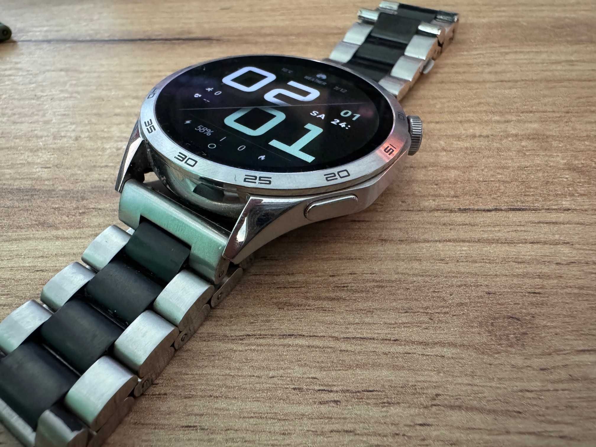Huawei Watch 4 GT srebrny + paski