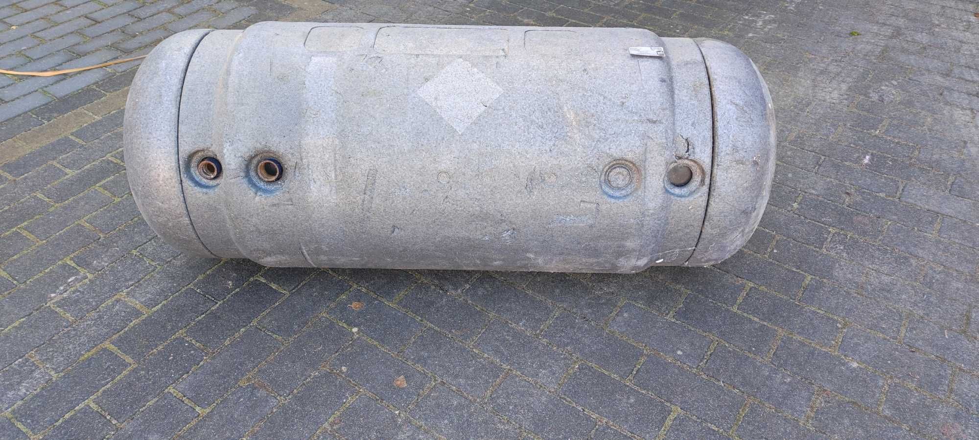 Wymiennik C.W.U z płaszczem 120l