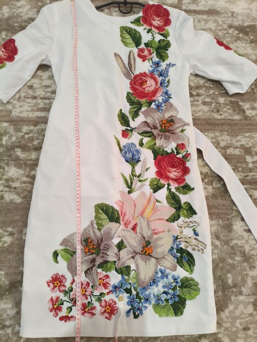 Вишите плаття.42 розмір