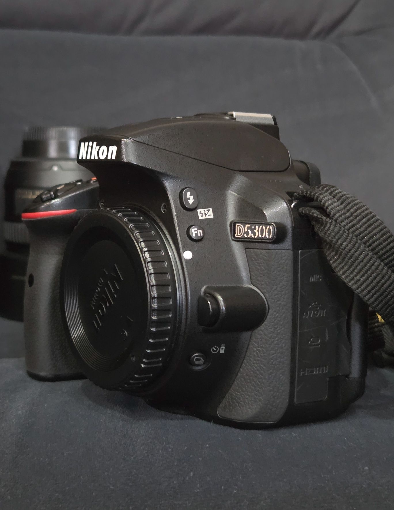 Nikon D5300 + Dwa Obiektywy