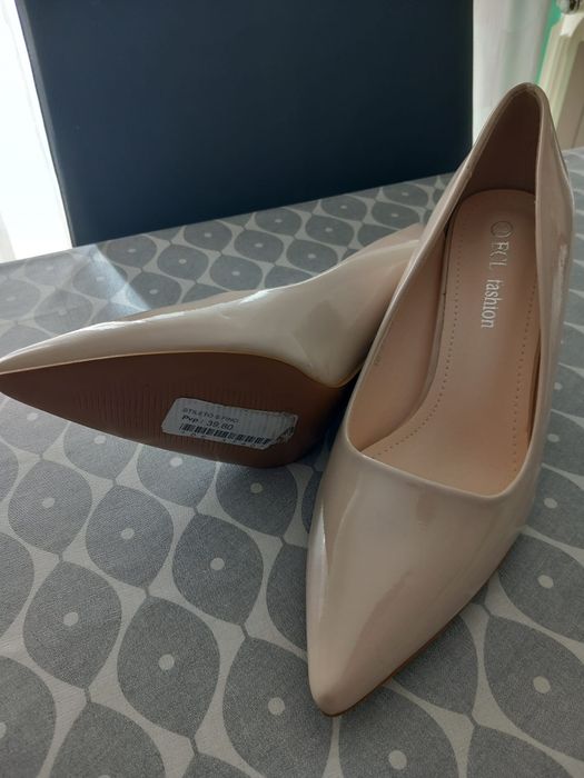 Sapato elegante pérola