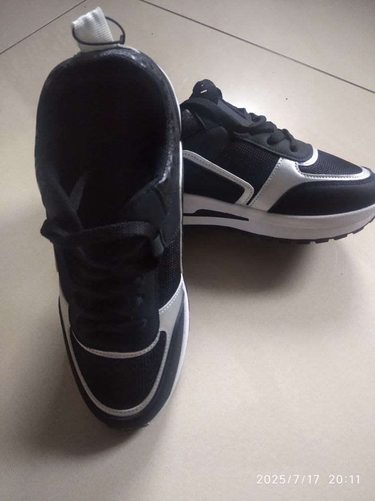 Buty sportowe 39