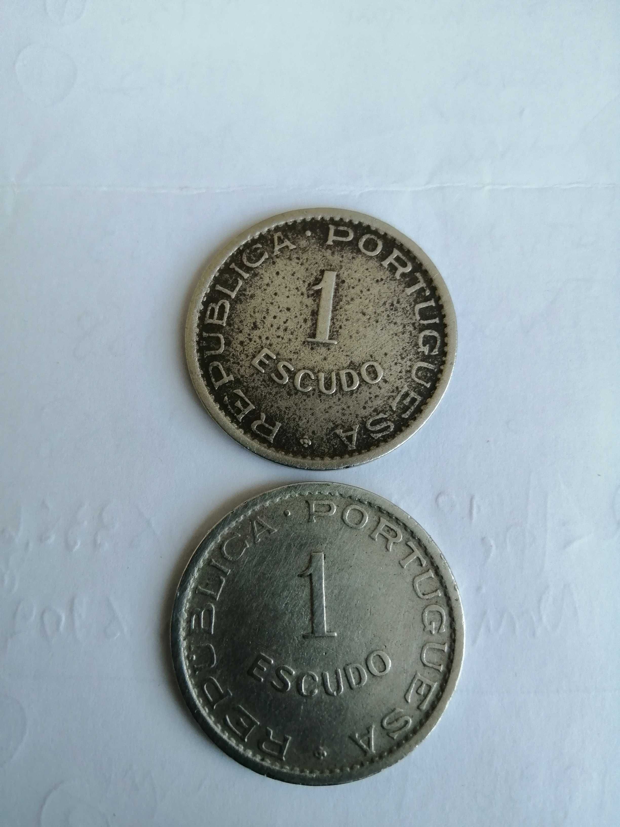 2 moedas de 1 escudo de 1950, e 1951. Moçambique, em alpaca.