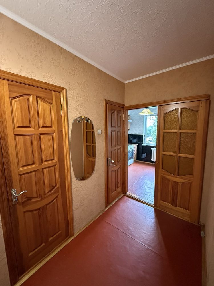 Продам 2 кім. Квартиру Вул.Чкалова.Днс низ