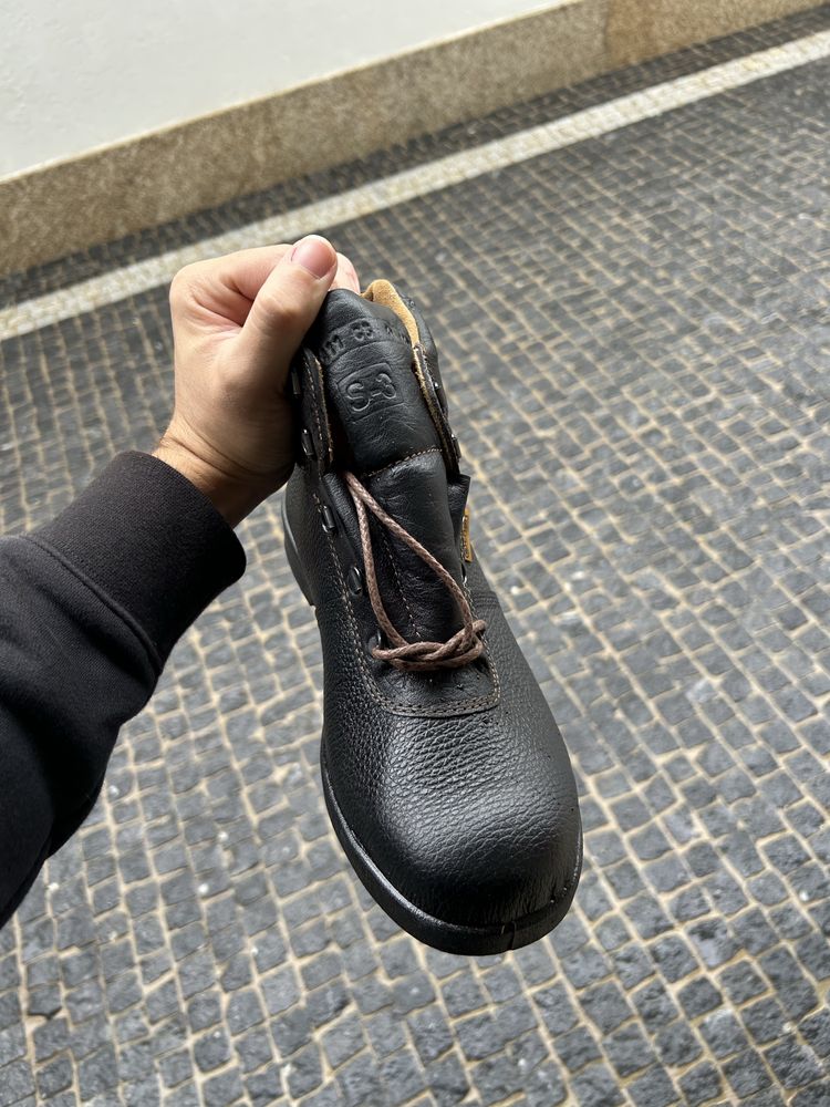 Botas biqueira de aço (NUNCA USADAS)