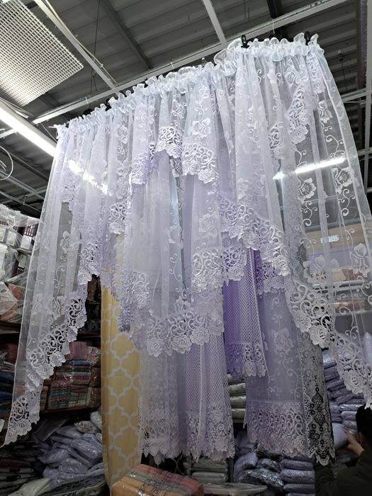 Firanka na taśmie gotowa do zawieszenia 160x400