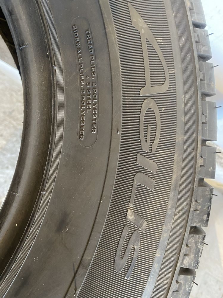 Nowa opona pojedyncza 215/75/16c Michelin Agilis