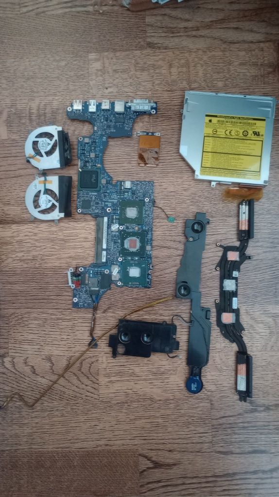 MacBook Pro  Apple