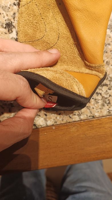 Luvas Biltwell em Couro – Tamanho S – Usadas menos de 5 vezes