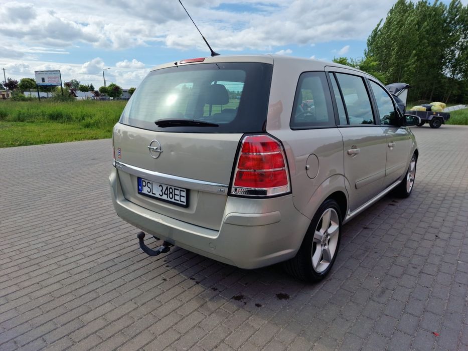 Opel Zafira 1.8i Automat 7osobowa zadbane zarejestrowane