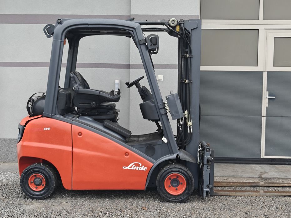 Wózek Linde H20T-01 Evo Triplex 4.7m 2016r Pozycjoner Sprowadzony