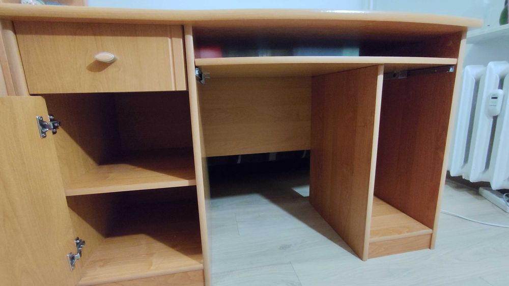 Biurko 200 zł - Tarnobrzeg