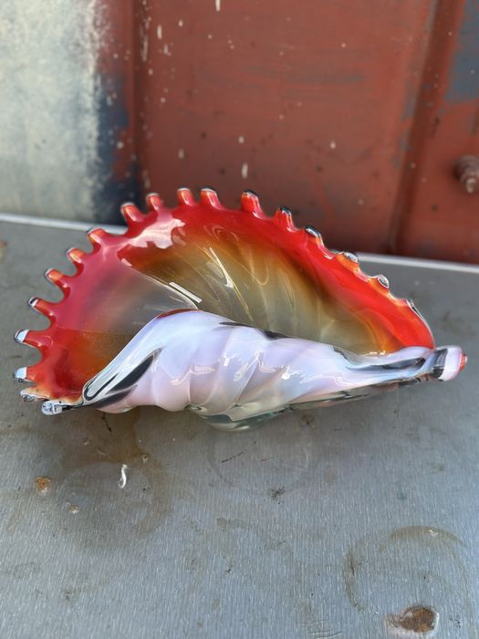 Львівське кольорове гутне скло фігура фігуркп