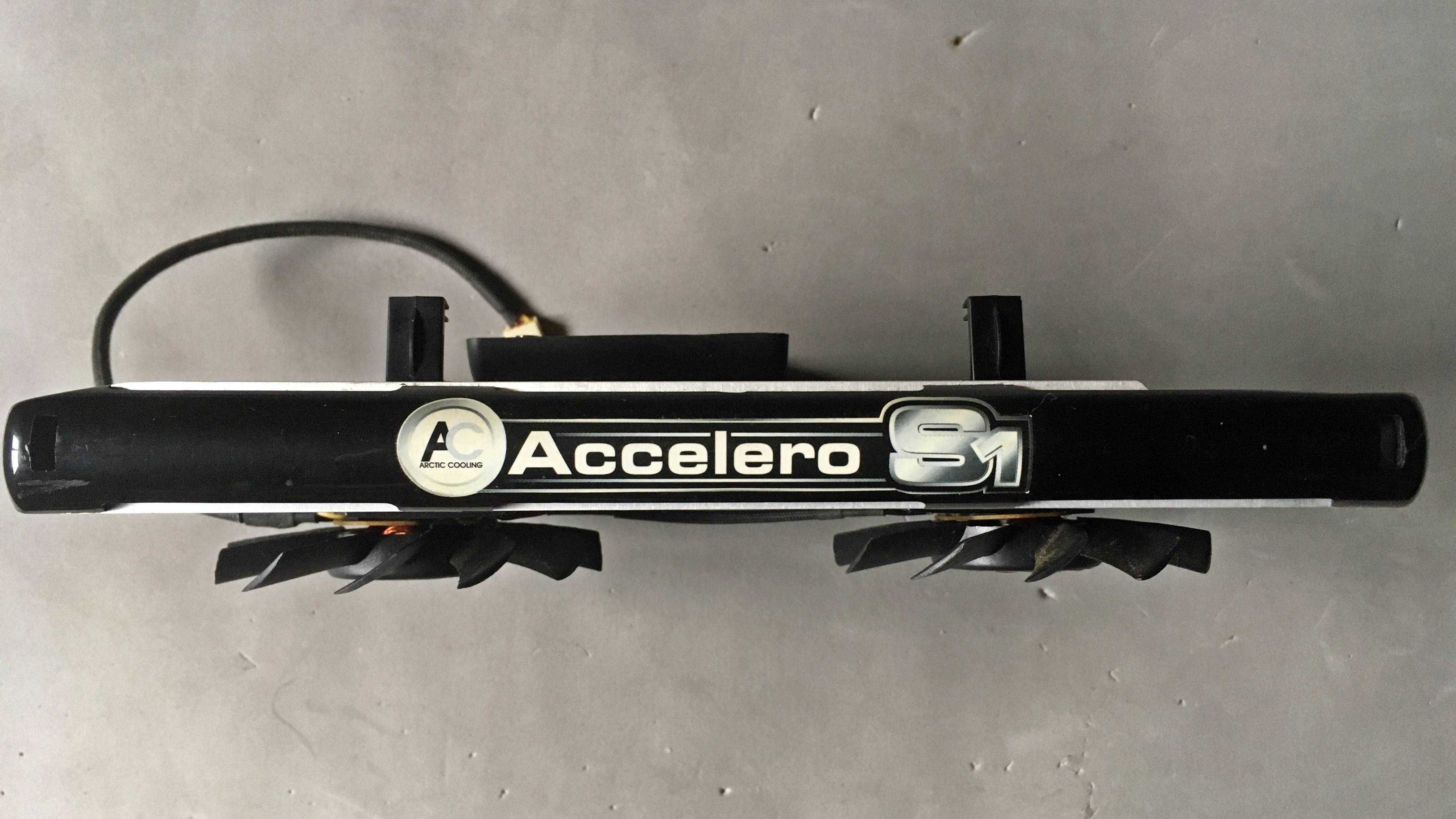 Cooler GPU Arctic Cooling Accelero S1 (ATI/AMD  e NVidia)