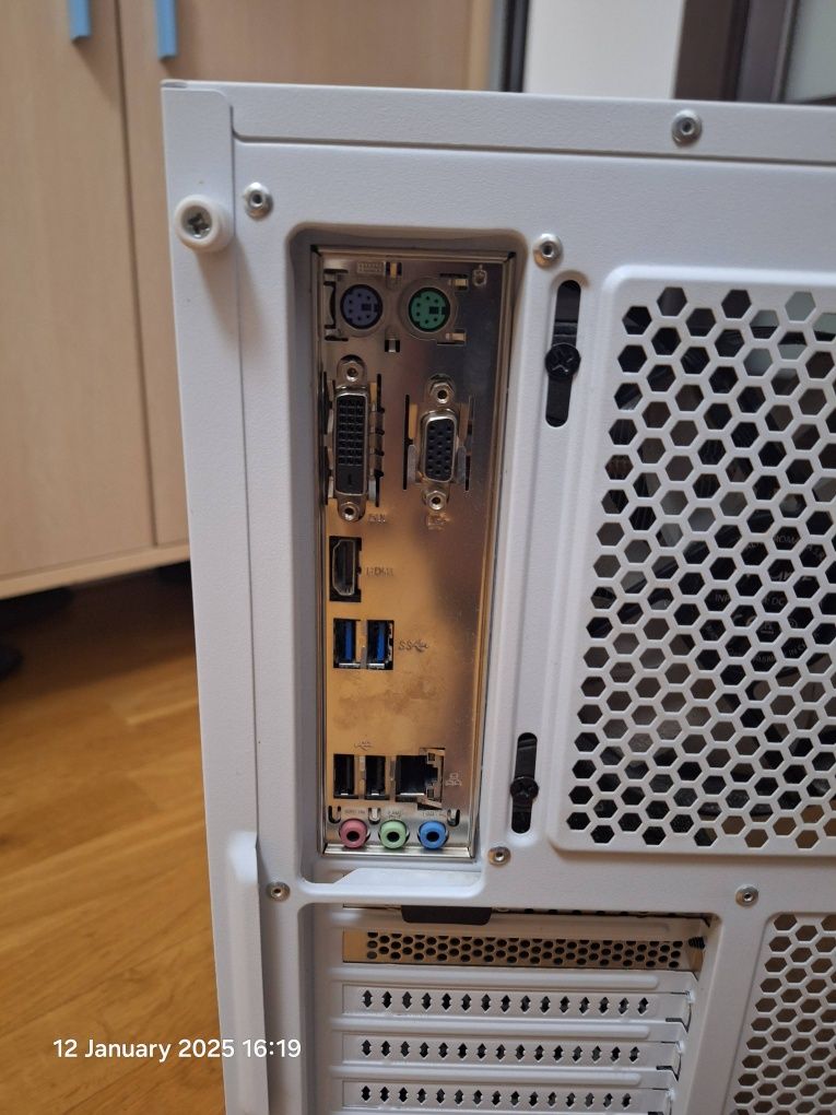 Gaming PC - i5-11400 / GTX 1660 SUPER / 16GB RAM