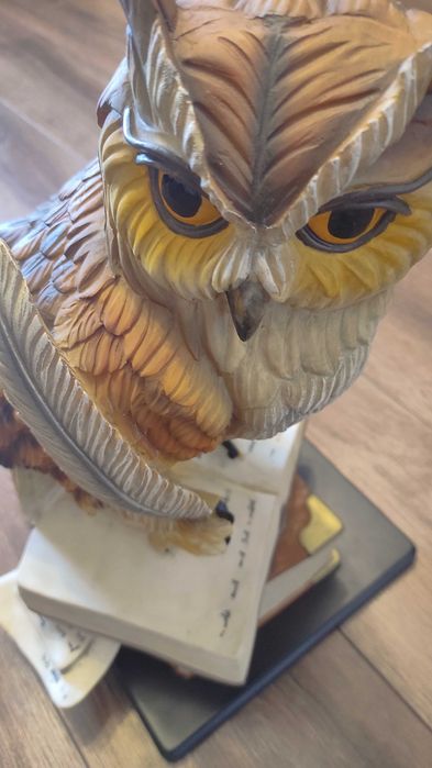 Статуетка сова на книгах з пером (45 см) Гранд Презент