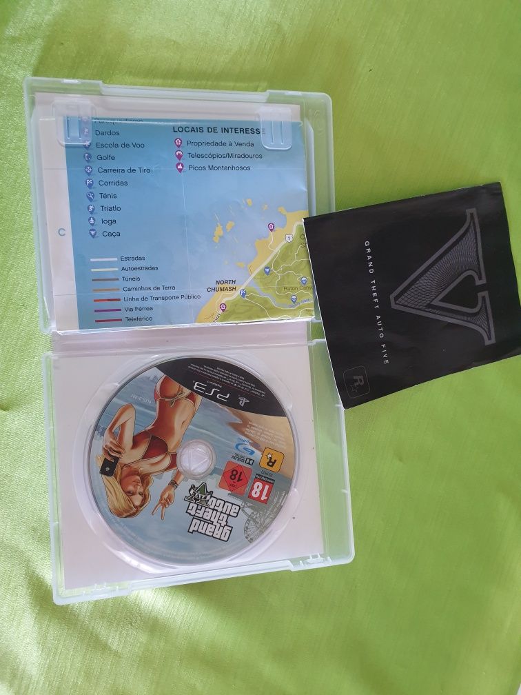Jogo ps3  - Uncharted 3. Gta 5.