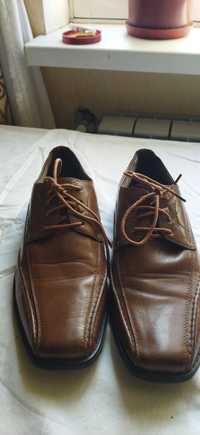 Продам мужские туфли 42р